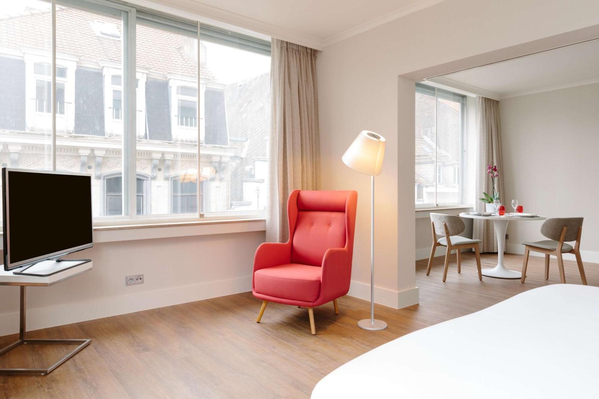Hotel Nh Collection Brussels Centre Esterno foto