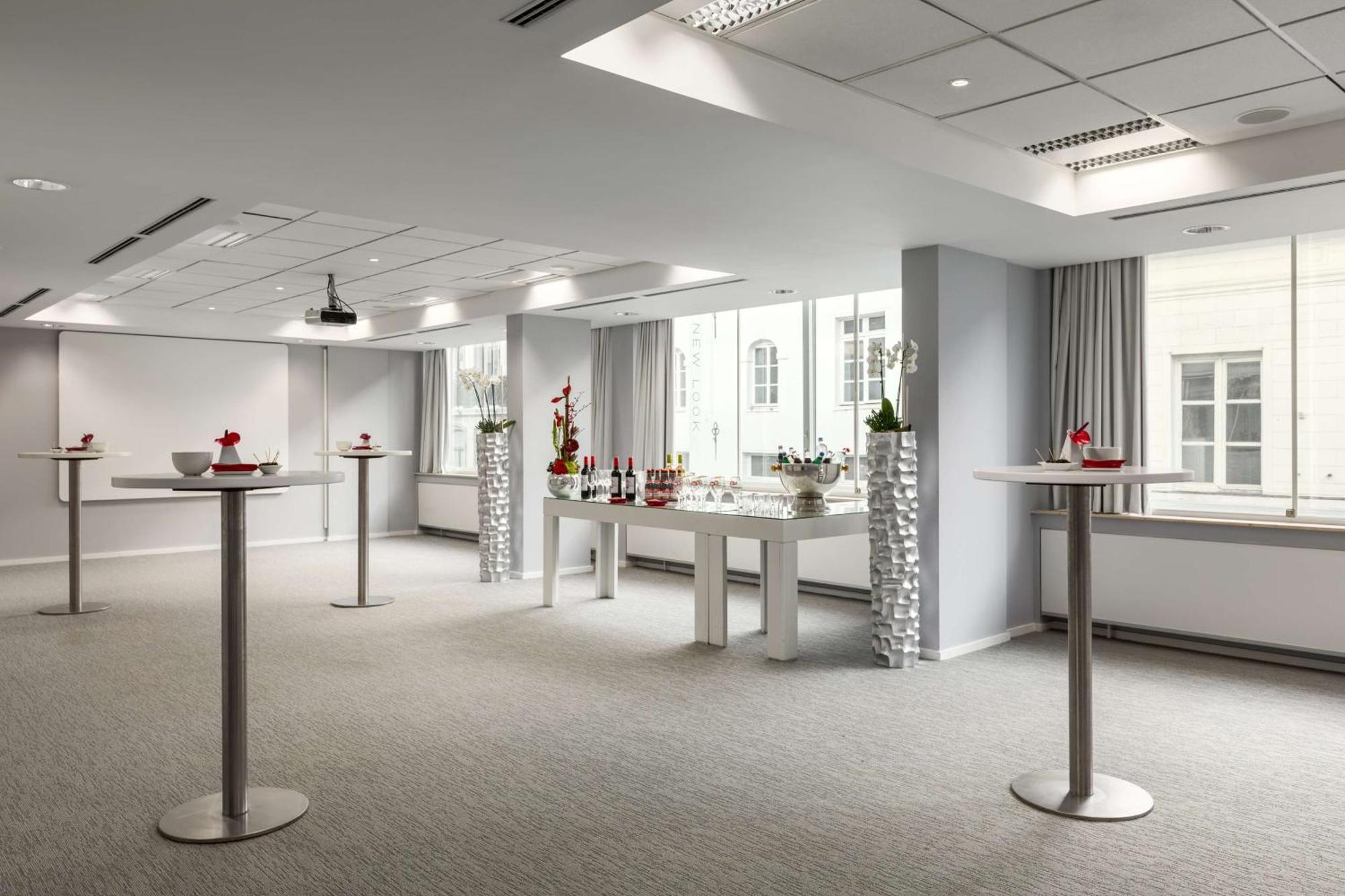 Hotel Nh Collection Brussels Centre Esterno foto