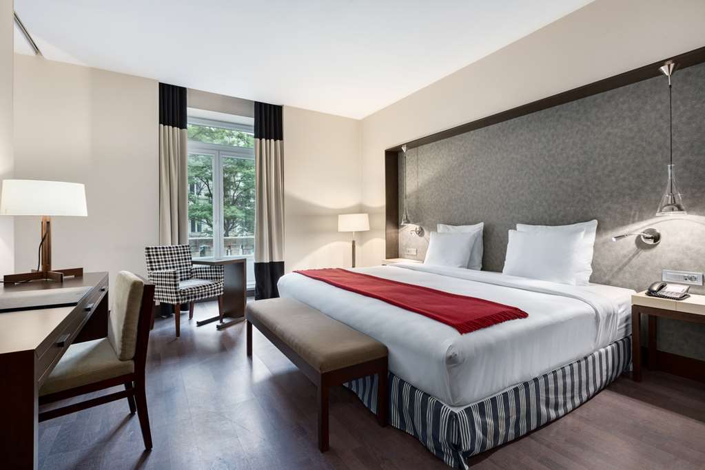 Hotel Nh Collection Brussels Centre Esterno foto