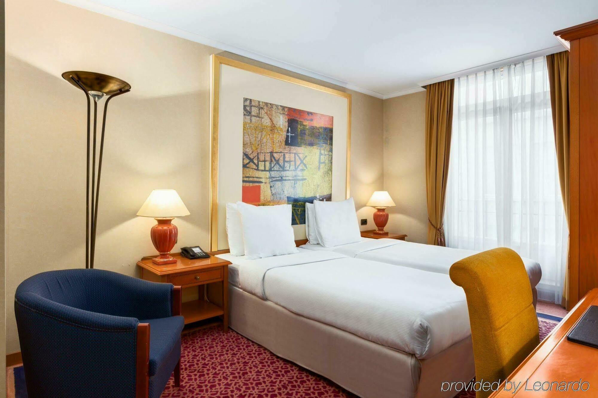 Hotel Nh Collection Brussels Centre Esterno foto